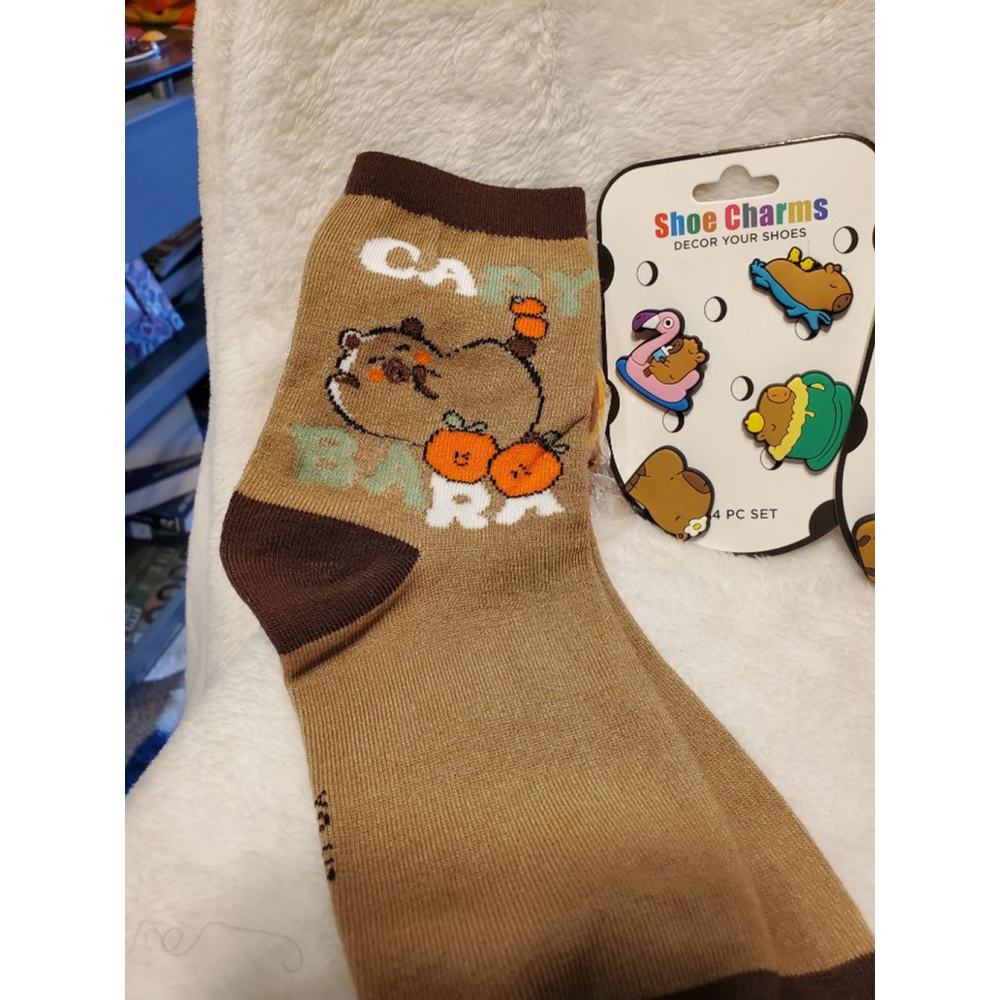 Girls Unbranded Capybara Socks & Charms One Size Brown Orange